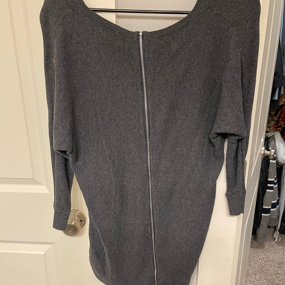 Express High-Low sweater - Picture 2 of 2